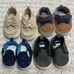 Lot of 4 Pairs of Carter's Boys Baby Shoes - Escalating Sizes Range from NB-9m